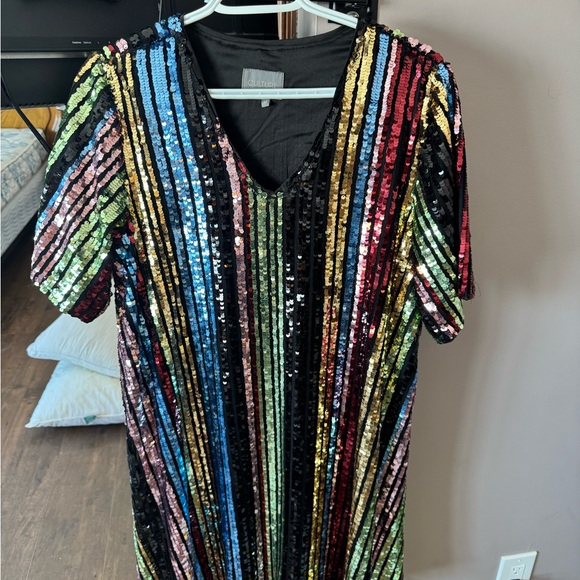 Sequins for days! Culture BNWOT - Picture 2 of 3